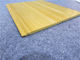 Le PVC jaune couvre pour des panneaux de toit du recouvrement de mur des murs/UPVC/WPC