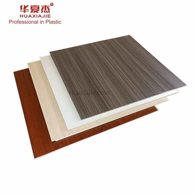panneau de mur de 2800*600*9mm Wpc pour la décoration à la maison 290*9mm