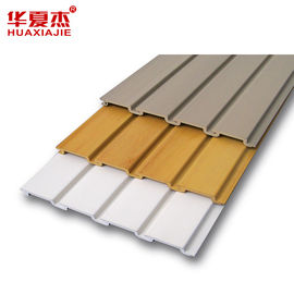 Le garage Slatwall de PVC de la CE lambrisse le revêtement en plastique de mur pour Dislay intérieur
