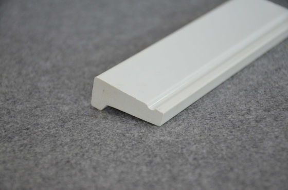 Bon prix Équilibre de PVC de chapeau d'égouttement de mur de vinyle moulant pour la ligne en plastique de mur de décoration en ligne