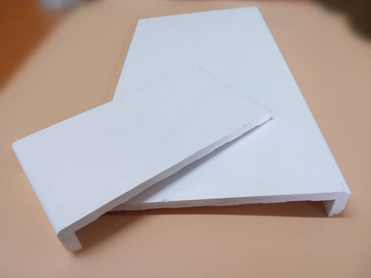 Bon prix Équilibre blanc de PVC de Mouldproof Moisturerood moulant le filon-couche en plastique de fenêtre en ligne