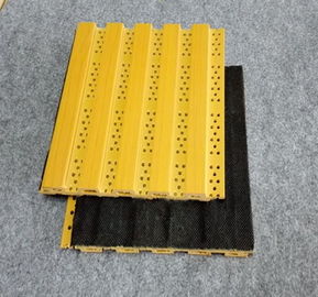 Bon prix Panneaux composés insonorisants de WPC pour le toit faux de pièce intérieure en ligne