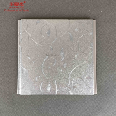 Bon prix Faux panneaux de plafond suspendus en PVC pour mur décoratif en ligne
