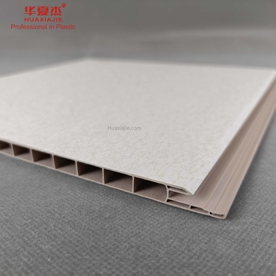 Bon prix Panneaux de plafond de PVC de conception moderne pour l'anti oxydation ISO14001 de décoration d'intérieur en ligne