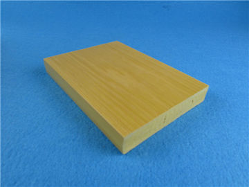 Bon prix Carrelages en plastique en bois de verrouillage antiseptiques du Decking WPC de WPC pour le garage en ligne