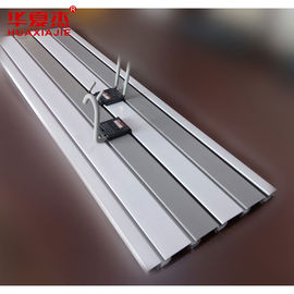 Bon prix Affichage fort en plastique des panneaux de mur de garage de lamelle UPVC pour le sous-sol en ligne