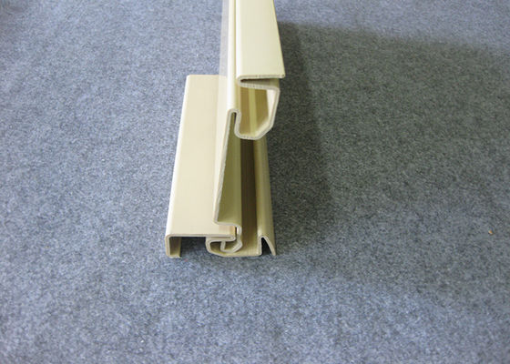 Bon prix Panneaux de mur décoratifs durables de stockage de mousse de PVC/PVC Slatwall en ligne