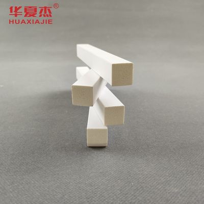 Bon prix Profilés de garniture d'angle extérieur en PVC, moulures en PVC étanches en ligne