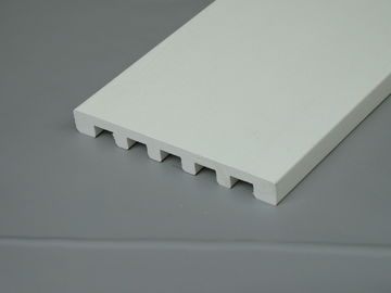 Moulures décoratives en mousse résistante à l'humidité, profil de décoration en PVC