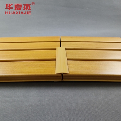 Bâtis décoratifs forts de PVC de panneaux de mur de stockage de PVC de Slatwall 4ft 8ft