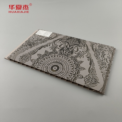 Panneau murale en PVC de design de luxe laminé à 60% de PVC contenant du PVC anti rayures Panneau de décoration en PVC pour mur