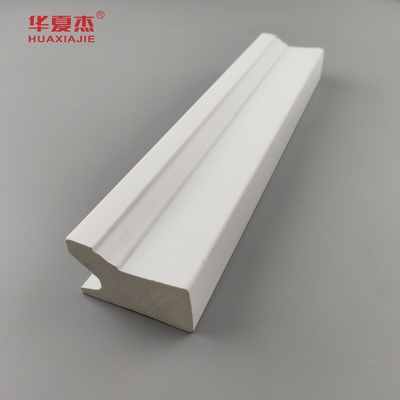 Coût d'usine Prix PVC Stuc blanc Pvc moulures en mousse et profilés Matériau de décoration de bâtiments