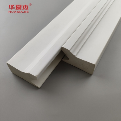 Coût d'usine Prix PVC Stuc blanc Pvc moulures en mousse et profilés Matériau de décoration de bâtiments