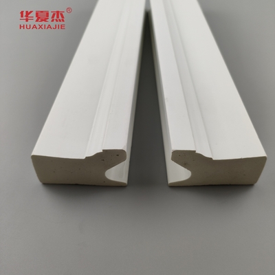 Coût d'usine Prix PVC Stuc blanc Pvc moulures en mousse et profilés Matériau de décoration de bâtiments