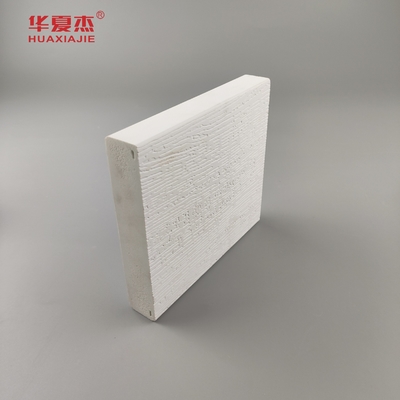 Vente à chaud planche à découpage en vinyle blanc 5/4IN*6IN*12FT planche à mouler en PVC à motifs en bois