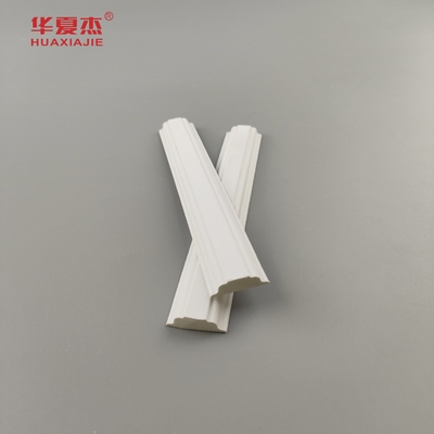 Décoration et profil en motifs en PVC de 22x6 mm