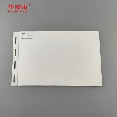 Panneau de plafond en pvc de design moderne 12' panneau mural en pvc de couleur blanche décoration intérieure de bâtiment