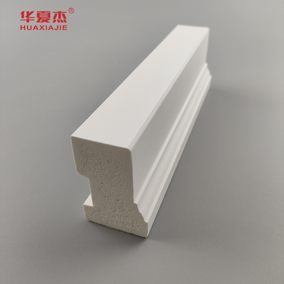 Prix de coût wpc Brickmold 2' grains de bois cadre de porte en pvc moulage résistant à l'eau décor maison/bureau