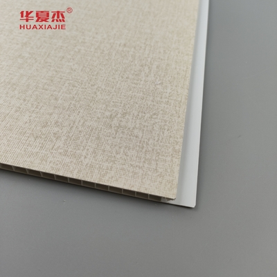 Nouveau design laminé 250x5mm panneau mural en pvc panneaux de plafond en grain de bois décoration intérieure et extérieure