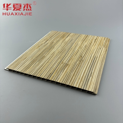 Moderne Design Grains de bois Pvc Panneau mural Laminé Surface Panneau de plafond Décoration pour l'intérieur et l'extérieur de la maison