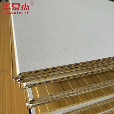 Panneau mural en wpc blanc de haute qualité 600x9mm panneau wpc stratifié matériau de décoration imperméable