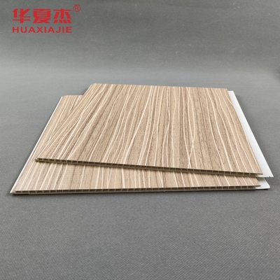 Panneau murale en PVC stratifié de design moderne 250x5mm Panneau en PVC à grains de bois pour la décoration du salon