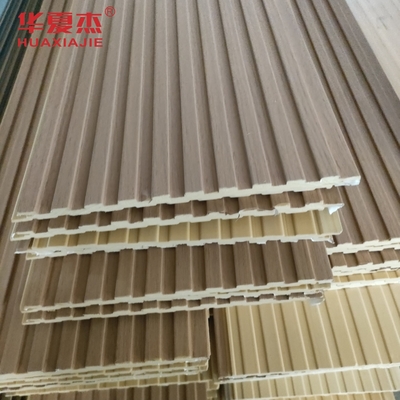 Panneau de mur et de plafond en bois plastique composite imperméable à l'eau (WPC) à usage extérieur