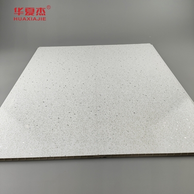 20,64 kg/m2 Panneaux de plafond en PVC résistant à l'humidité 304 mm résistant aux rayures