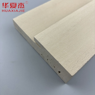 4.22kg/m Cadre de porte en WPC Moderne polyvalent pour les environnements intérieurs / extérieurs