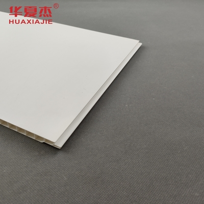 Panneaux muraux en PVC blanc résistant à l'humidité de 250 mm de largeur pour un projet de rénovation domiciliaire