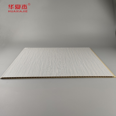 Panneau mural extérieur en composite bois-plastique (WPC) de 600x9mm, facile à installer et nécessitant peu d'entretien