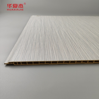 Panneau mural extérieur en composite bois-plastique (WPC) de 600x9mm, facile à installer et nécessitant peu d'entretien