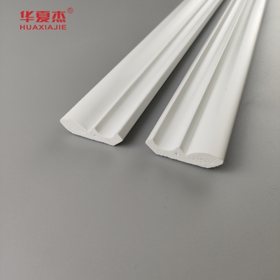 Moulures décoratives en mousse résistante à l'humidité, profil de décoration en PVC