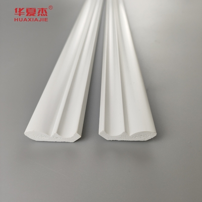 Moulures décoratives en mousse résistante à l'humidité, profil de décoration en PVC