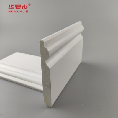 Moulures en PVC résistantes à l'humidité, plinthes en PVC, plinthes durables, anti-UV