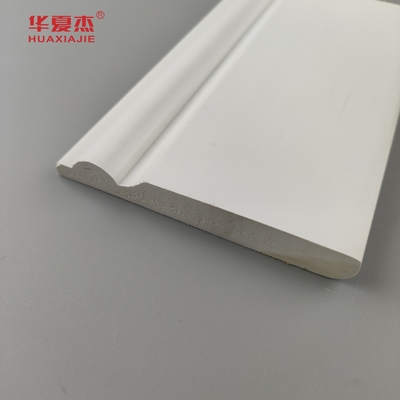 Moulures en PVC résistantes à l'humidité, plinthes en PVC, plinthes durables, anti-UV