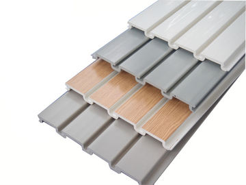 Bon prix Le garage en plastique fort Slatwall lambrisse la cannelure douce de couleur grise blanche en ligne
