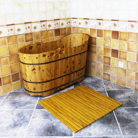 Bon prix Decking en bois adapté aux besoins du client 60cm x 40cm de salle de bains du plancher WPC de douche de WPC en ligne