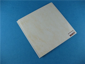 Bon prix Colorez les feuilles de toit intégrées par grille des panneaux de plafond de vinyle/PVC en ligne
