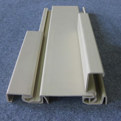 Bon prix Panneau mural à lamelles en contreplaqué rainuré MDF, panneau de garage en PVC extrudé en ligne