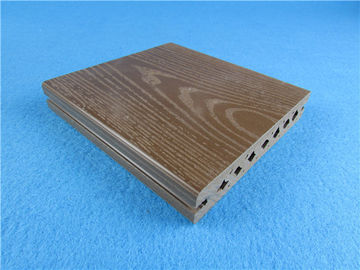 Bon prix Tuiles composées en plastique en bois balayées de plate-forme/plancher extérieur de Decking 140 * 25mm en ligne