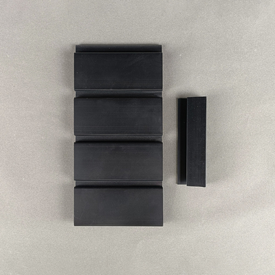 Bon prix Slatwall en plastique imperméable rayonne noir pour la pièce vivante de bruit en ligne