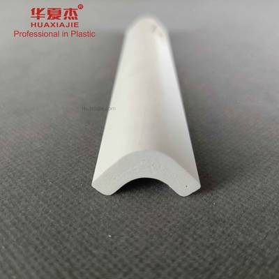 Moulures en PVC décoratives imperméables à l'humidité pour la décoration intérieure et extérieure
