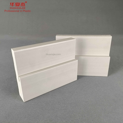 Bon prix Preuve décorative commerciale adaptée aux besoins du client de l'eau de WPC de jambage à la maison de cadre de porte pour la décoration en ligne