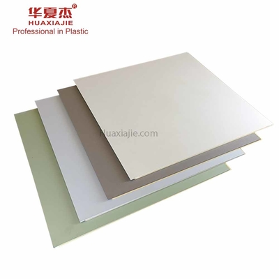 Bon prix Panneau de mur de première qualité de Wpc 2800*600*9mm pour la porte de chambre à coucher en ligne
