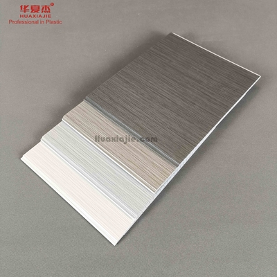 Bon prix Facile installez le panneau de plafond expulsé de PVC pour la décoration 250mmx8mm étanches à l'humidité en ligne