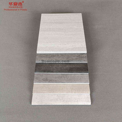 Bon prix Les panneaux décoratifs de haut niveau de PVC ont stratifié 3m pour la décoration de mur en ligne
