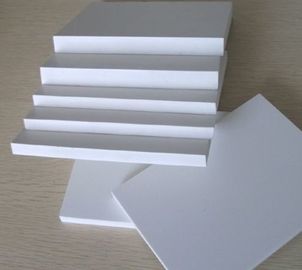 Bon prix Feuille blanche de PVC de meubles blancs de feuille de panneau de mousse de PVC de l'épaisseur 5mm 10mm en ligne