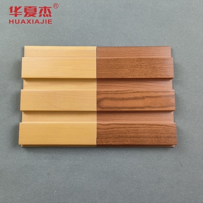 Bon prix Traitement de surface d'impression des panneaux muraux en composite bois-plastique (WPC) à grain de bois durable en ligne
