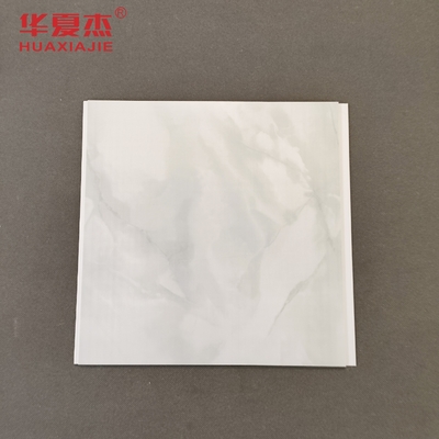 Bon prix panneaux de plafond de PVC de 250mm x de 5mm avec la préparation de surface d'impression/stratification de transfert en ligne